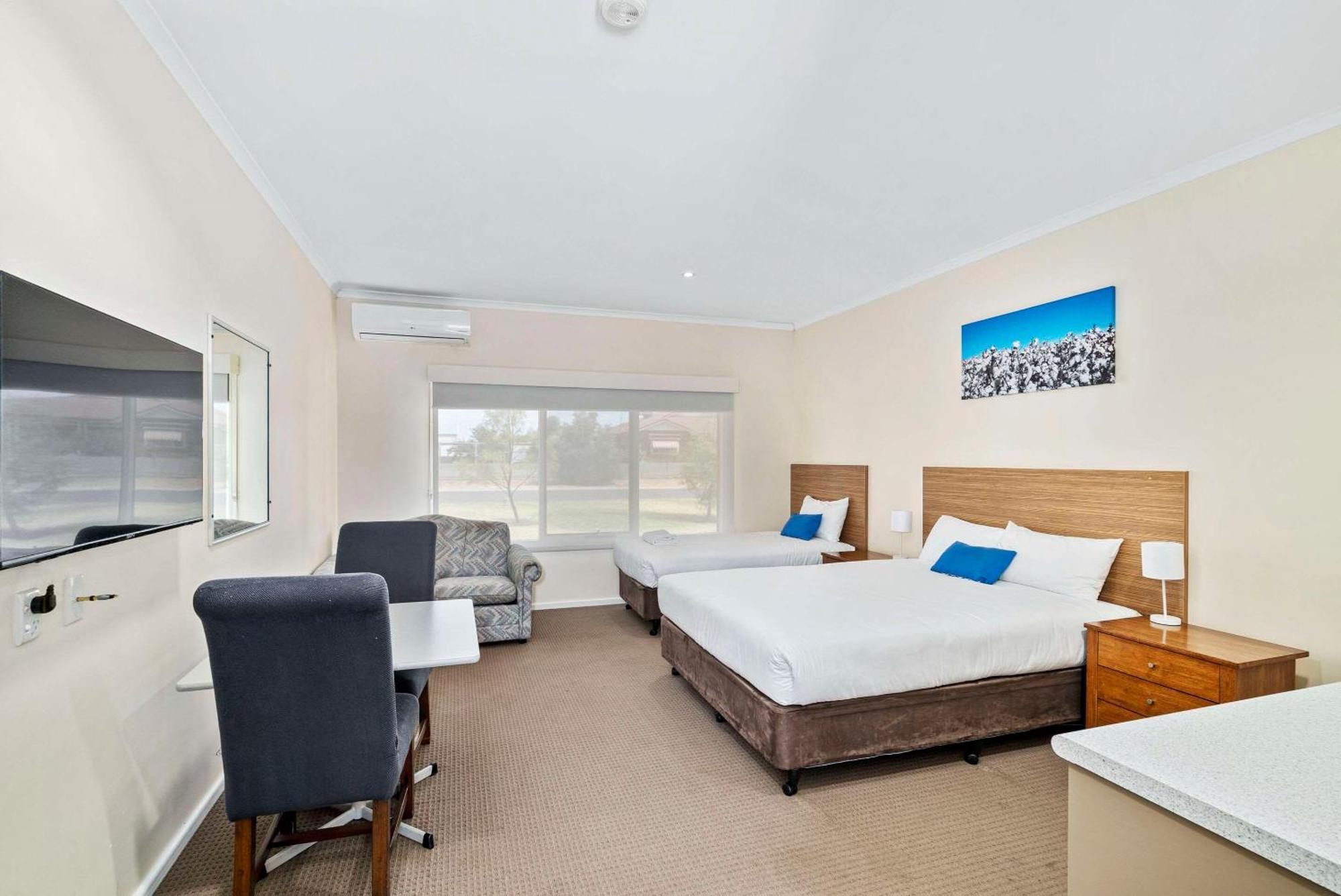 Comfort Inn Bishops Lodge Hay Εξωτερικό φωτογραφία