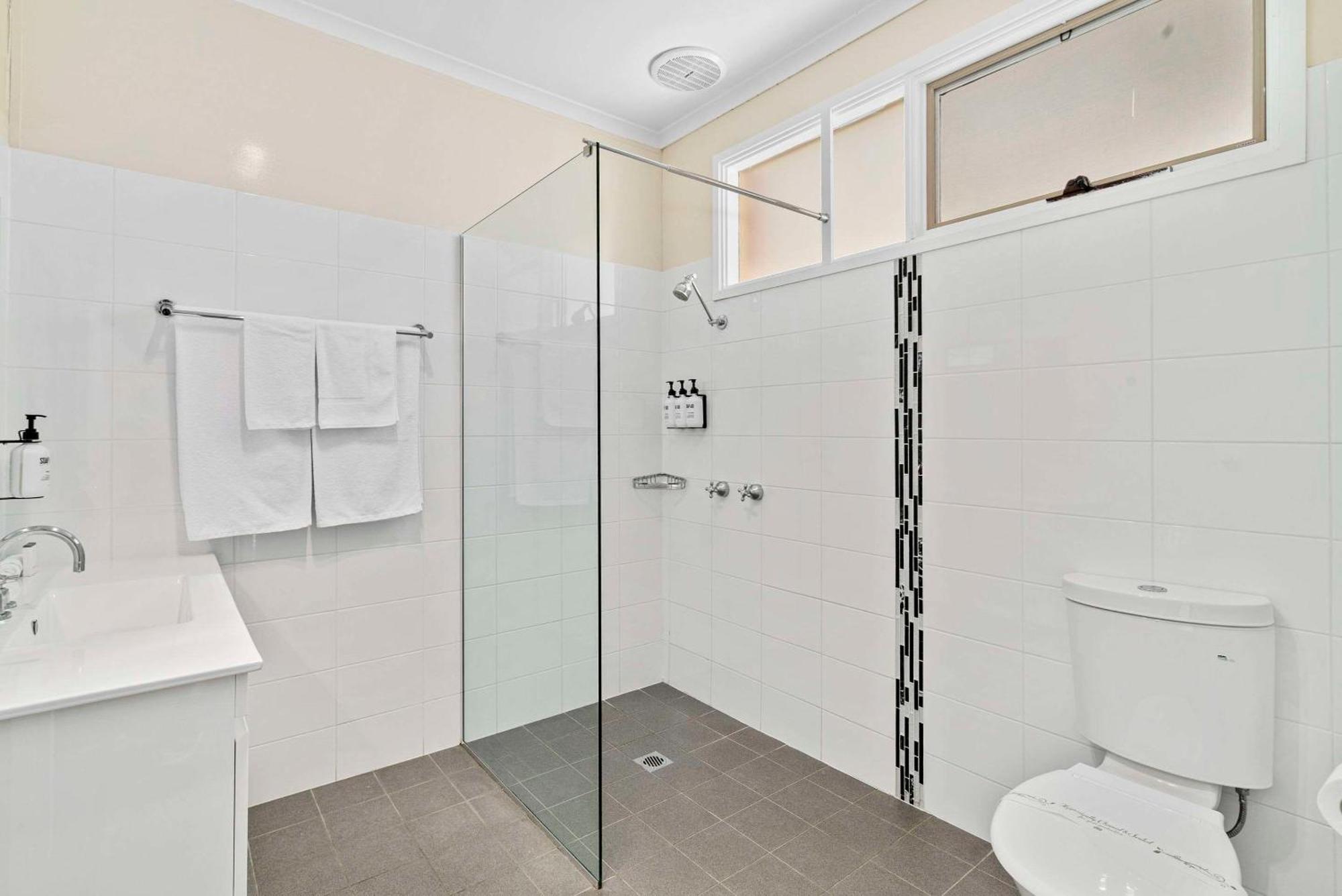 Comfort Inn Bishops Lodge Hay Εξωτερικό φωτογραφία