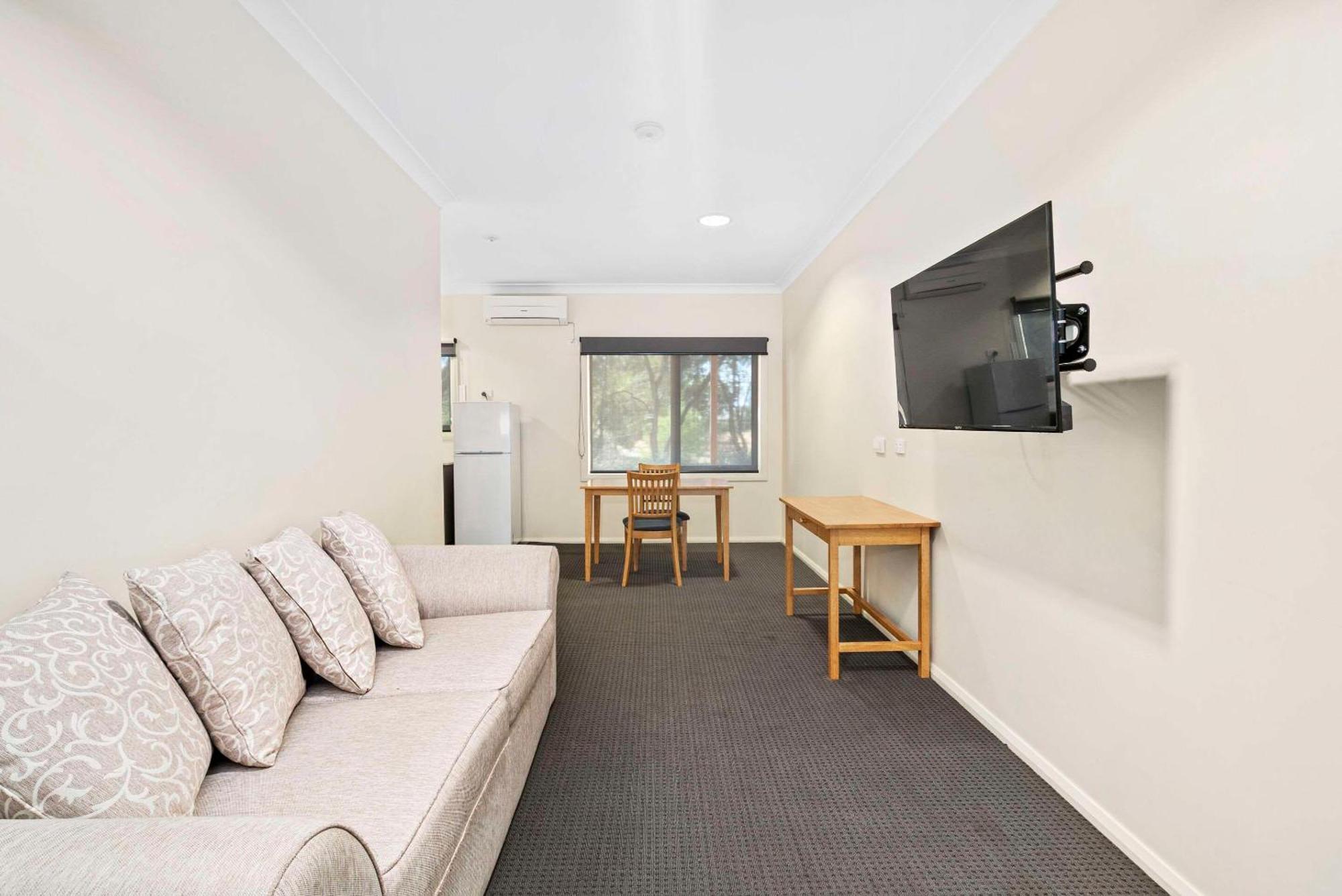 Comfort Inn Bishops Lodge Hay Εξωτερικό φωτογραφία
