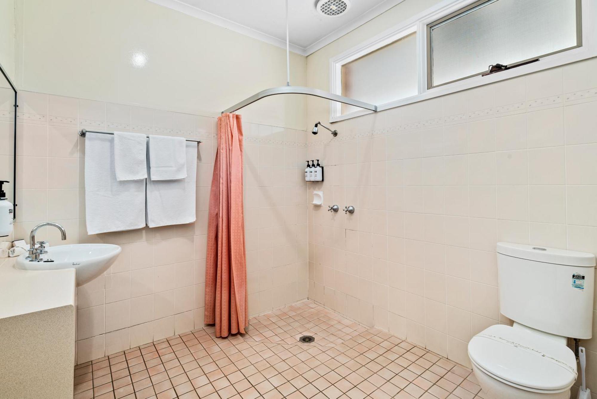 Comfort Inn Bishops Lodge Hay Εξωτερικό φωτογραφία