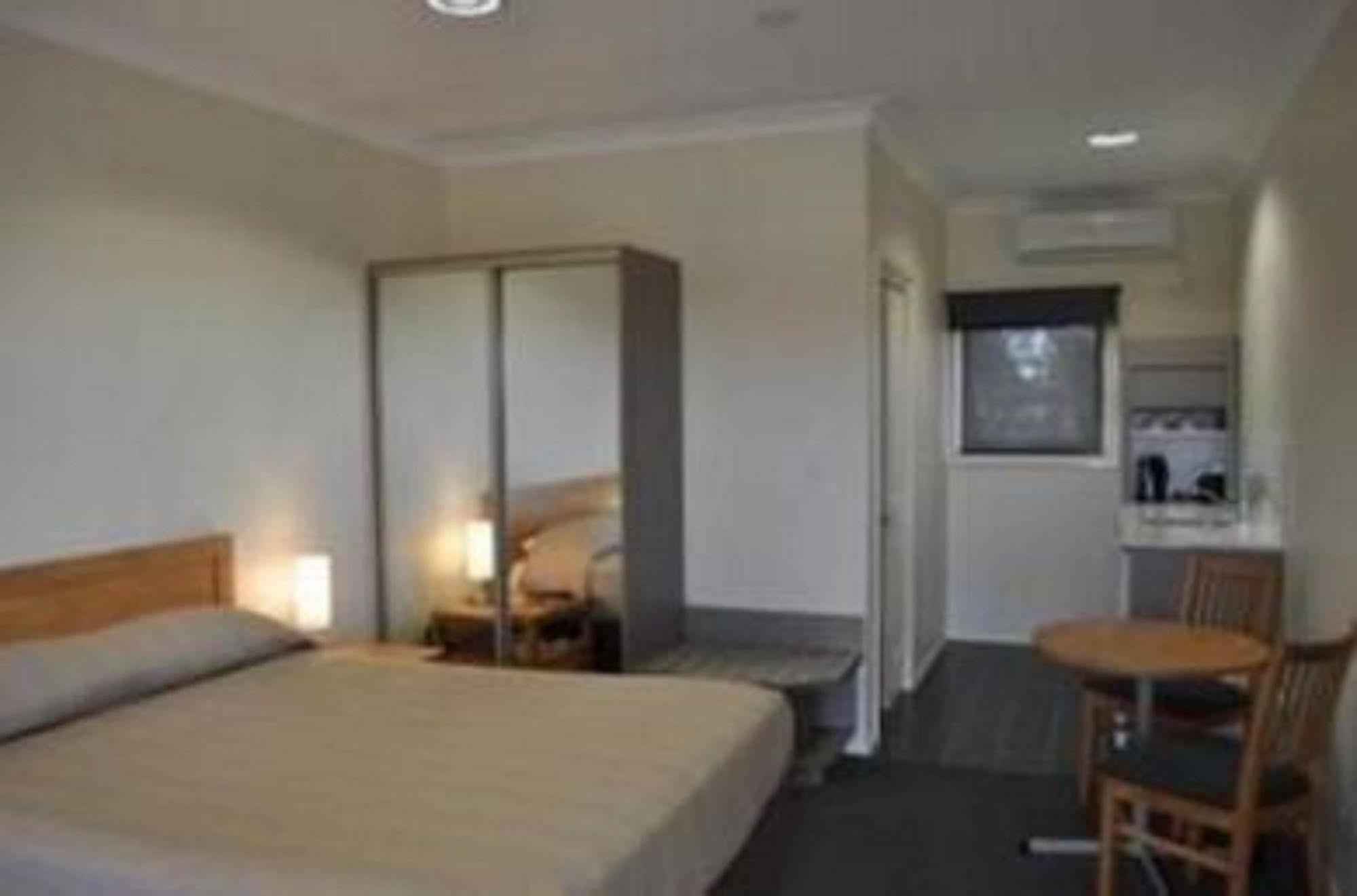 Comfort Inn Bishops Lodge Hay Εξωτερικό φωτογραφία